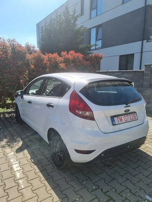 Vand Ford Fiesta prima înmatriculare 2012 - imagine 5