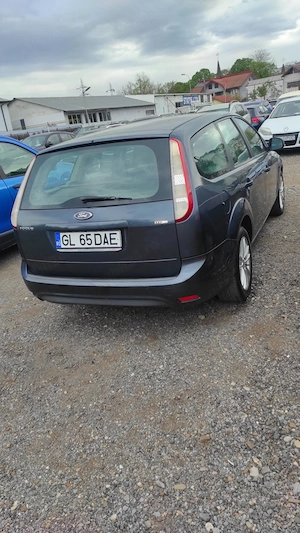 Ford Focus 2008 - imagine 2