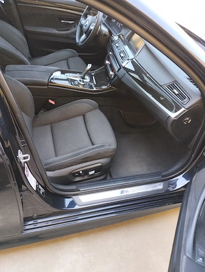 BMW 520 diesel,F11 Facelift Xdrive  M Paket ,Euro 6, Hedap Displey, Trapă,Panoramic, Impecabila  - imagine 10