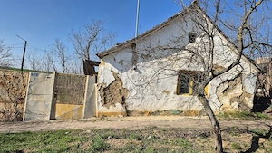 Teren cu Casă Batranească