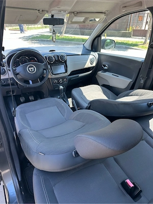 dacia lodgy laureat pret 4450 euro  - imagine 5