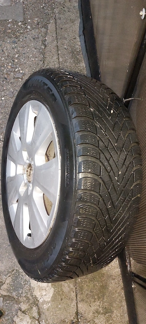 Roți originale audi ,,etc,205 55 16 iarnă  - imagine 3