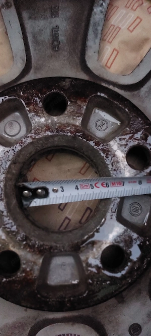 Roți originale audi ,,etc,205 55 16 iarnă  - imagine 2