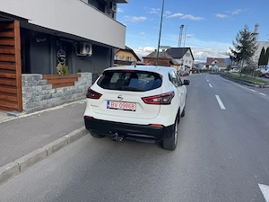 Nissan Qashqai an 2020 4x4 1.7 diesel 150 cp cârlig remorcare RAR EFECTUAT  - imagine 2