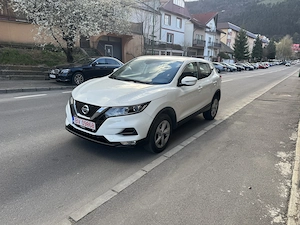 Nissan Qashqai an 2020 4x4 1.7 diesel 150 cp cârlig remorcare RAR EFECTUAT  - imagine 3