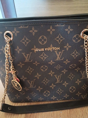 Geantă Louis Vuitton