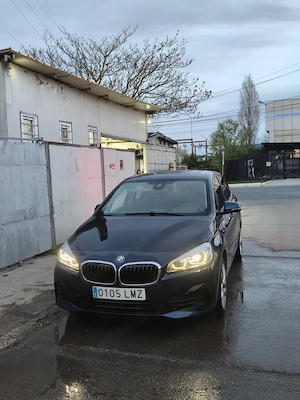 Vând BMW 225XE  
