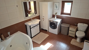 Unic in Bragadiru!Apartament tip vila-182 mp,Curte 200 mp&Incalzire in Paroseala - imagine 3