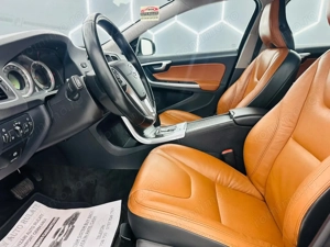 VOLVO V60 - imagine 13