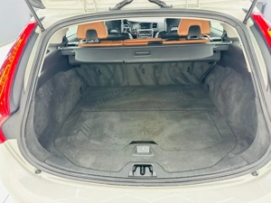 VOLVO V60 - imagine 16
