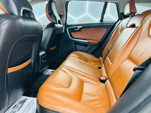 VOLVO V60 - imagine 15