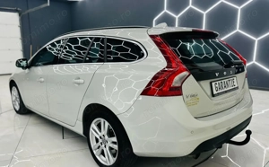 VOLVO V60 - imagine 3