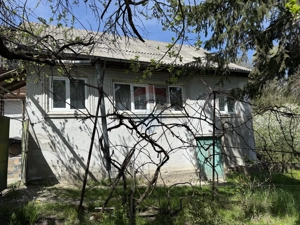 Casă  de vânzare în zona Câmpulung înconjurată de natura - imagine 15
