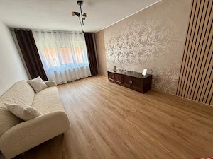 apartament de vanzare - imagine 2