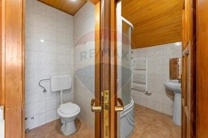 Apartament de închiriat la casă, cu 3 camere – zona Nord-Est, Șofronea - imagine 7