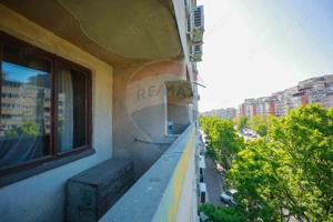 Apartament cu 4 camere de vânzare în zona Dacia