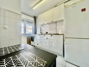 Apartament 2 camere, zona Centrala - imagine 4