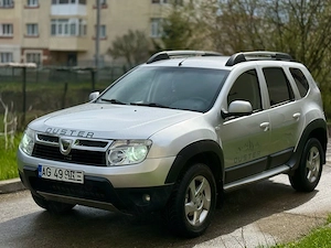 Dacia Duster 1.5 dCi Euro 5 Prestige - imagine 4