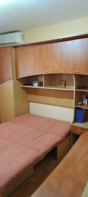 Se închiriază garsonieră 