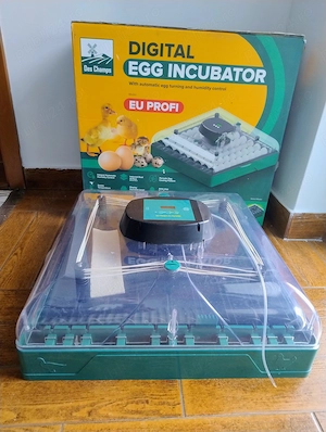 incubator complet automat Profi C-72