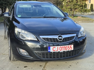 Opel Astra J 1.7 cdti,130 cp,an 2012 ,euro 5,recent înmatriculat! - imagine 2