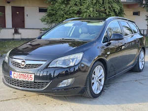 Opel Astra J 1.7 cdti,130 cp,an 2012 ,euro 5,recent înmatriculat!
