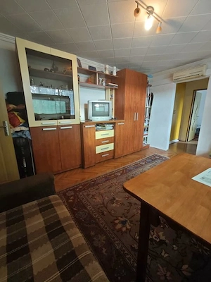 Vand apartament 2 camere zona linistita - imagine 6