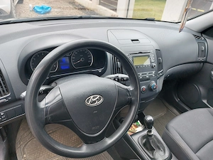 Vând Hyundai i30 - imagine 4