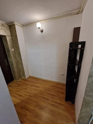 Inchiriez apartament garsonieră Campina 