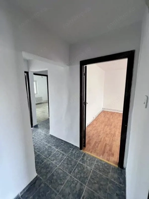  Apartament spatios, 3 camere, decomandat, 65 mp utili - Modern - imagine 11