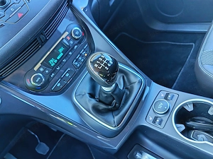Ford Kuga 1.6 Benzina 150 CP An 2014 - imagine 15