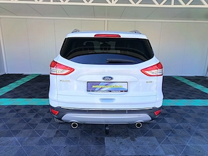 Ford Kuga 1.6 Benzina 150 CP An 2014 - imagine 10