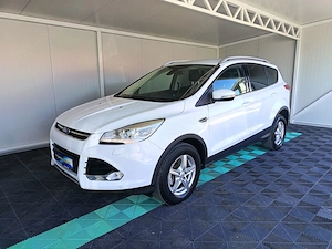 Ford Kuga 1.6 Benzina 150 CP An 2014 - imagine 4