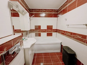 apartament 2 camere decomandat  - imagine 2