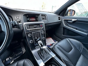 Volvo V60 RDesign Plug In Hibryd  4x4  Garantie  Rate Fixe Avans 0 - imagine 2
