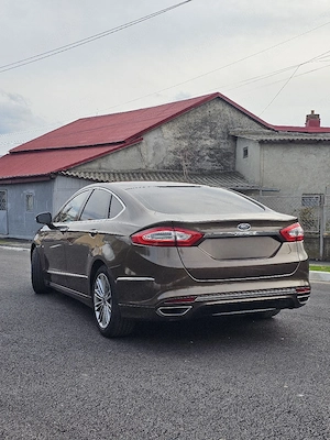 Ford Mondeo MK5 Vignale - imagine 3