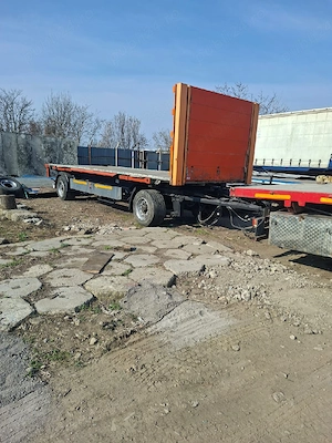 Vând 2 remorci , una bdf și una fixa  - imagine 4