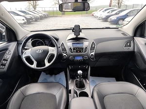 Hyundai IX35 2011 11 2.0CRDi 4WD(4x4) - imagine 5