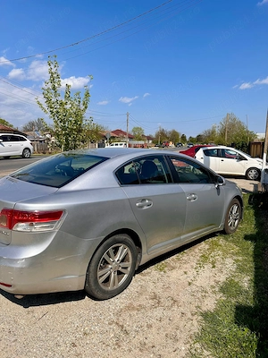 Toyota avensis 2011 euro 5 - imagine 2