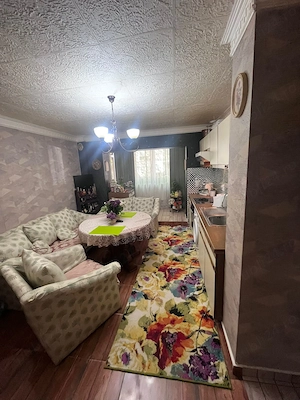 Se oferă spre vânzare apartament cu 2 camere, situat în zona Primăverii.