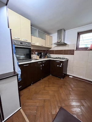 Casa la sol 4 camere, 195 mp,garaj,curte proprie Cartier Palas Constanța - imagine 5