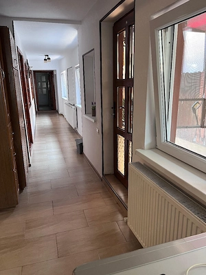 Casa la sol 4 camere, 195 mp,garaj,curte proprie Cartier Palas Constanța - imagine 4
