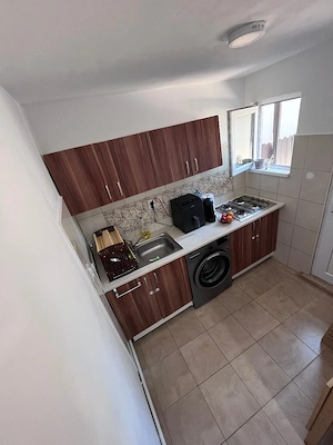 Casa la sol 4 camere, 195 mp,garaj,curte proprie Cartier Palas Constanța - imagine 9
