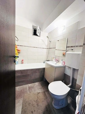 Proprietar Etaj 1  balcon mare  zonă verde  2 camere Rogerius   gata de mutat - imagine 8