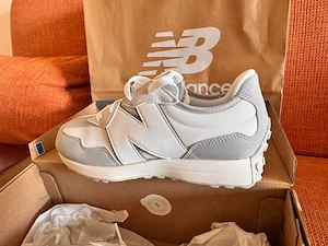 New Balance, model 327, marime 37.5 - Noi in cutie (Germania)