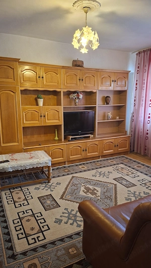 Apartament cu 2 camere decomandat, zona centrală. - imagine 5