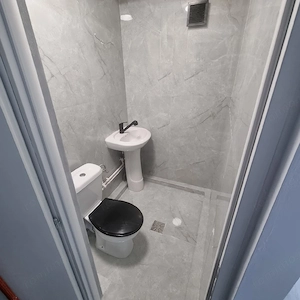 proprietar vand gars cf 3 piata Reșița etaj 2 4 gaze nou renovata - imagine 9