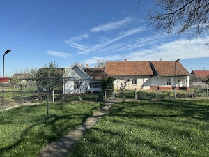 Vând casa Tășnad  - imagine 3