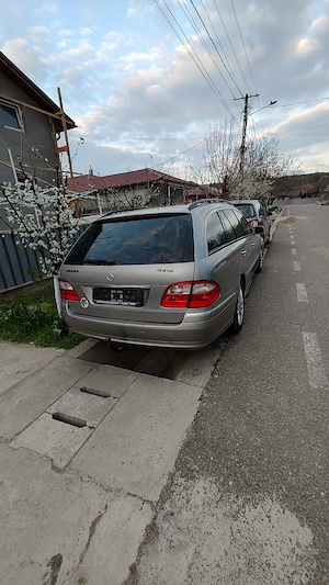 vând Autoturism Mercedes Benz E Klasse  - imagine 6