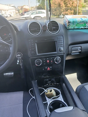 Mercedes ml,an fabricație 2008